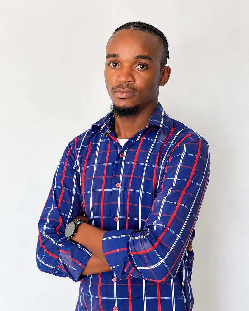 Ulonnan Noble, design and brand, Toshworld Resources International.